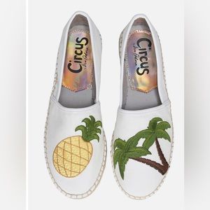 Circus by Sam Edelman Womens Leni Fabric Round Toe size 9